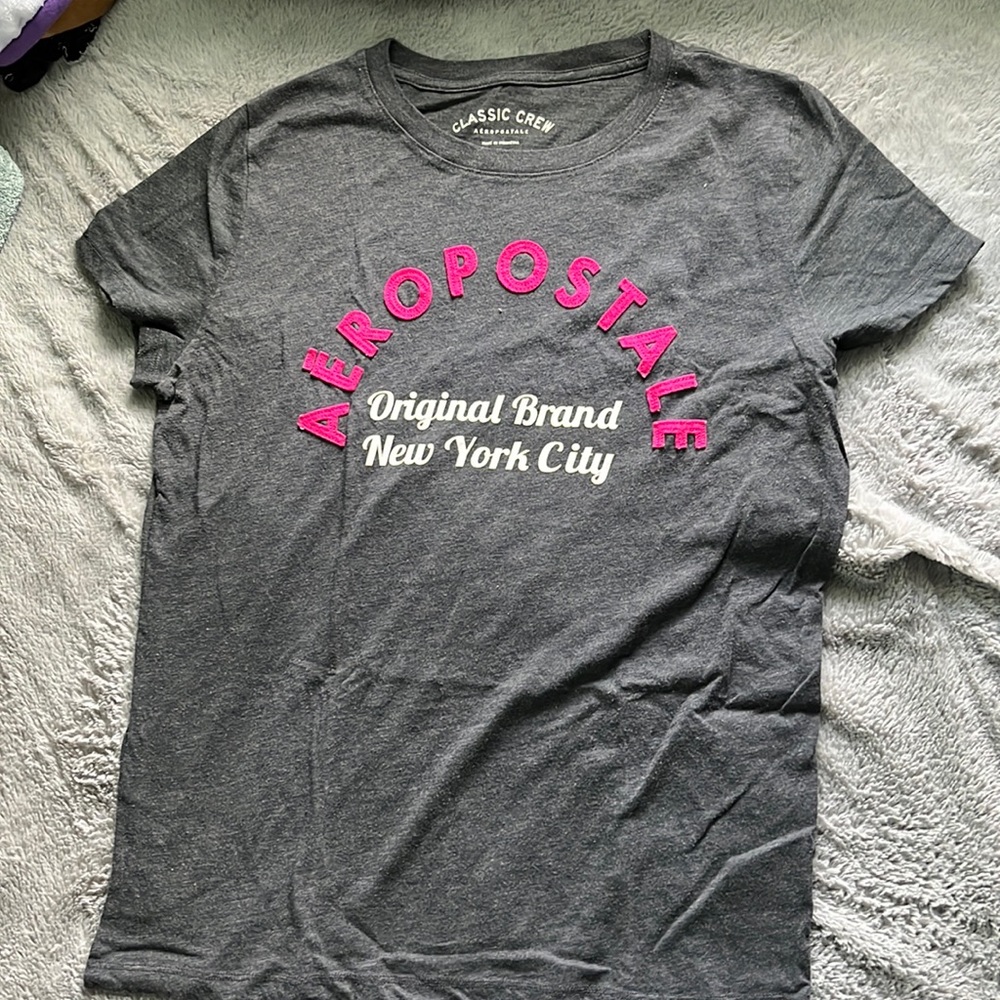 Aeropostale graphic logo tee